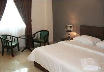 Hotel Jb 2*